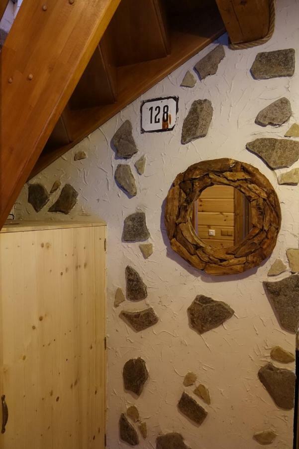 Dvojapartmánová drevenica Mýto Mýto pod Ďumbierom Exterior foto