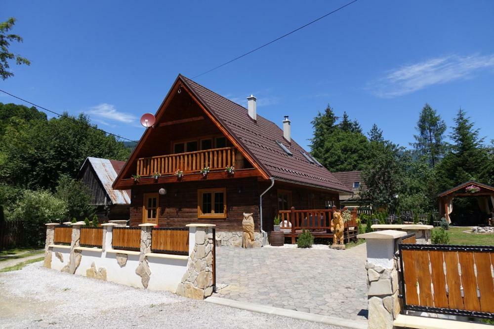 Dvojapartmánová drevenica Mýto Mýto pod Ďumbierom Exterior foto